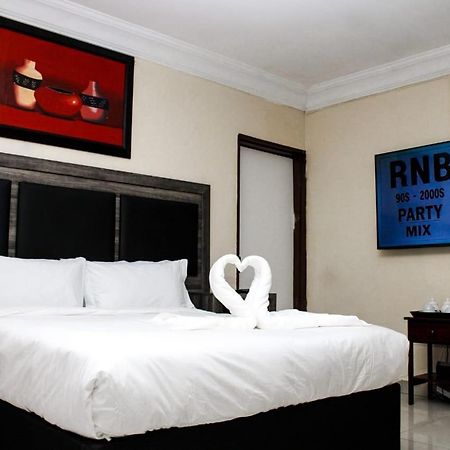 Tshukudu E Ntsho Bed & Breakfast Mogwase Dış mekan fotoğraf
