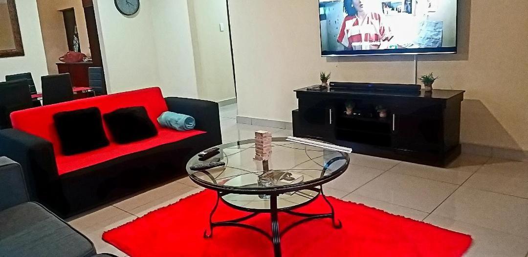 Tshukudu E Ntsho Bed & Breakfast Mogwase Dış mekan fotoğraf