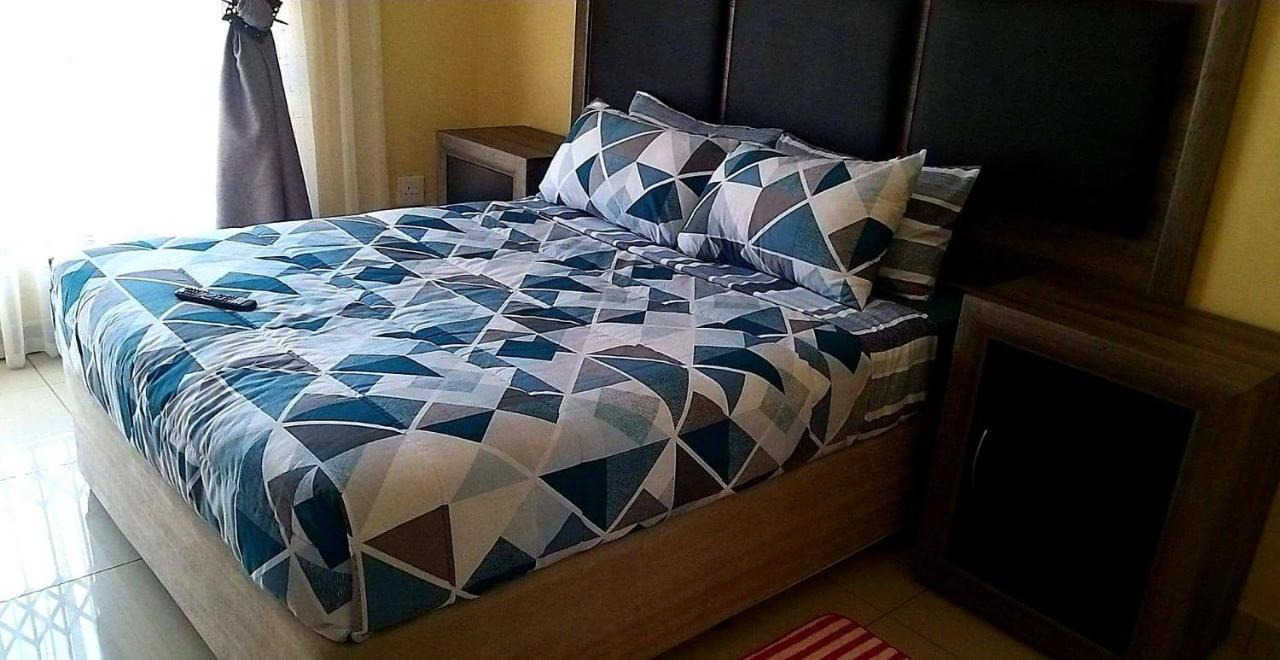 Tshukudu E Ntsho Bed & Breakfast Mogwase Dış mekan fotoğraf